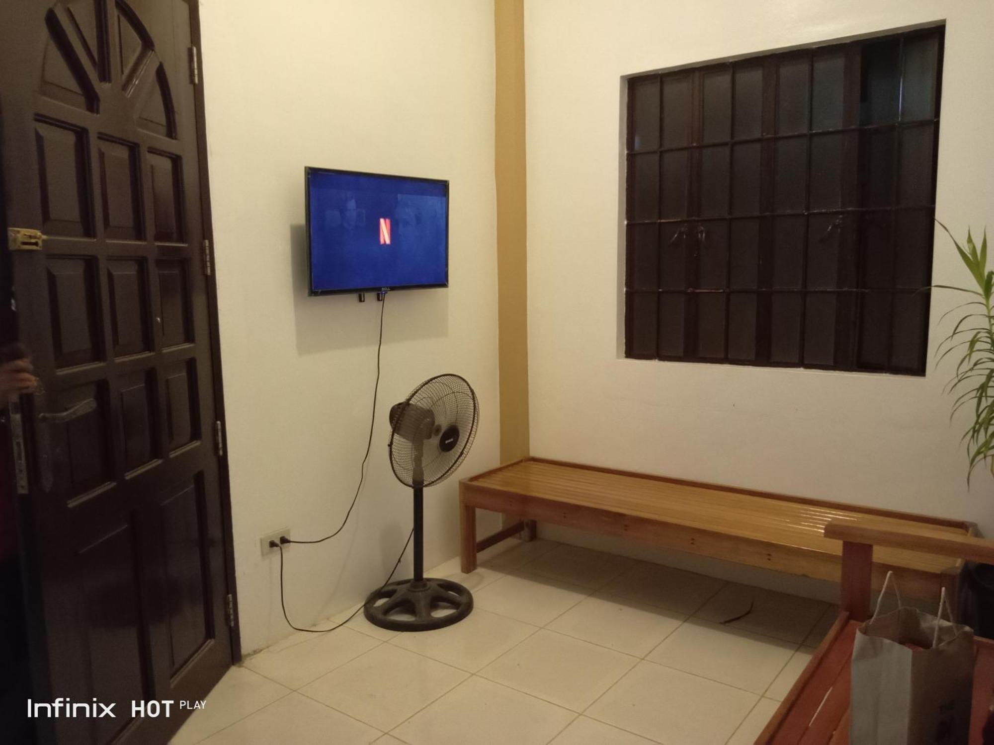 Apartamento Estrelle Orange House - Backpackers Hub Puerto Princesa Exterior foto